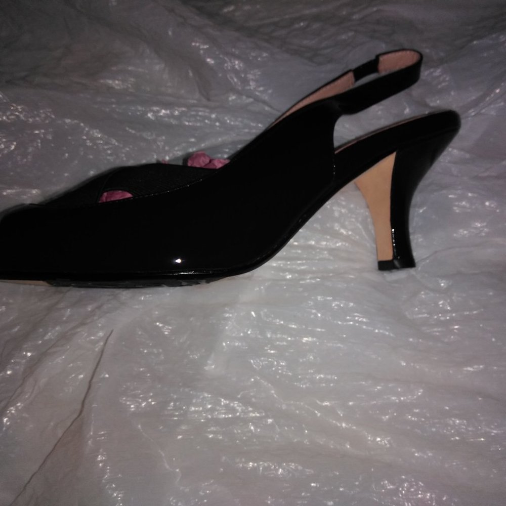 Shoes - Picture 13 of 16